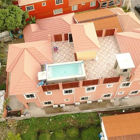 Royal Vybez Vacation Homes 스패니시타운 외부 사진
